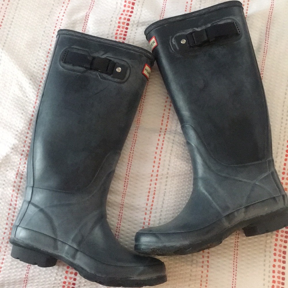☔️NAVY HUNTER BOOTS & WILL BUFFER AND SHINE❄️